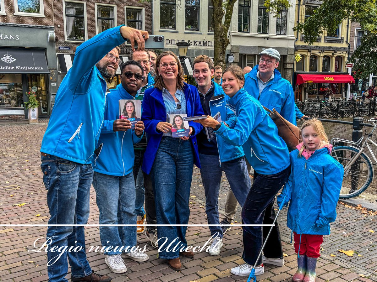 De #christenunie voerde vanmorgen campagne in #Utrecht . De lijsttrekker <a href="/mirjambikker/">Mirjam Bikker</a> was hierbij aanwezig. Ook een aantal lokale politici waren aanwezig om haar te ondersteunen.