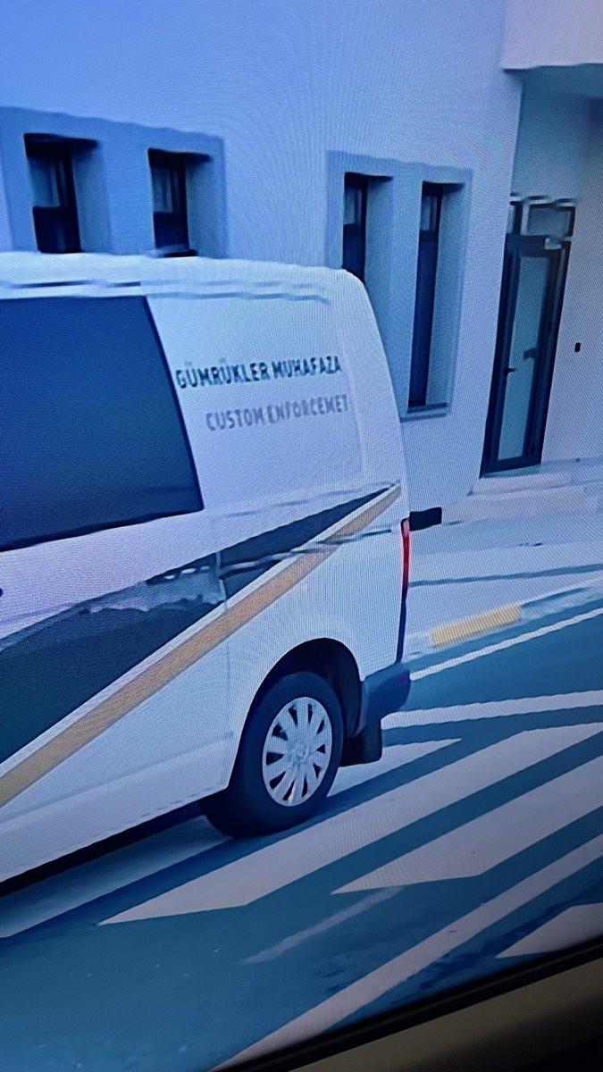 Gümrük muhafaza'da ingilizce bilen yok <a href="/muhafaza_gm/">Gümrükler Muhafaza Genel Müdürlüğü</a> 🤣🤣