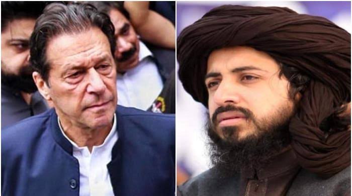 قوم حیرت سے دیکھ رہی ہے کہ پنجاب میں دوسرا بڑا ووٹ بینک رکھنے والی لبیک پارٹی راتوں رات مریدکے کی سڑکوں پر چلنے والی گولیوں سے مفلوج ہو گئی۔ ایک رات میں لبیک کا جذباتی بلبلہ پھٹ گیا، جیسے کوئی بچہ غبارے کو پن سے چھید دے! اس کی طہارت کے بیانیے اور ہجوم جمع کرنے کی صلاحیت تو واہ
