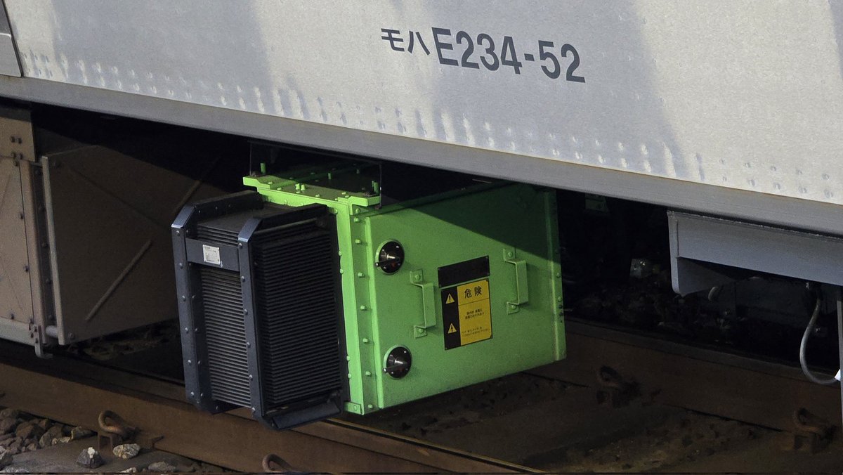 ポカロルス on X