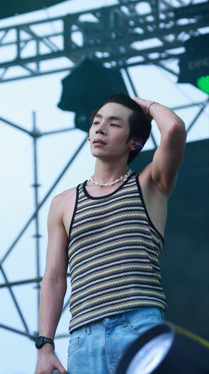 2wenty301's tweet image. พี่ภัทร์ดิwa 😭😭😭🫠🫠🫠

#TALAYMusicFestivalxATLAS
#JetATLAS @JetPatpaiboon 
#ATLAS_th #ATLASth