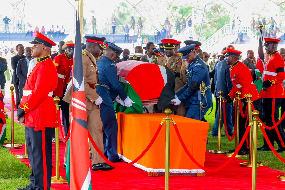 Received Baba <a href="/RailaOdinga/">Raila Odinga</a> back to Kisumu. It's well.
