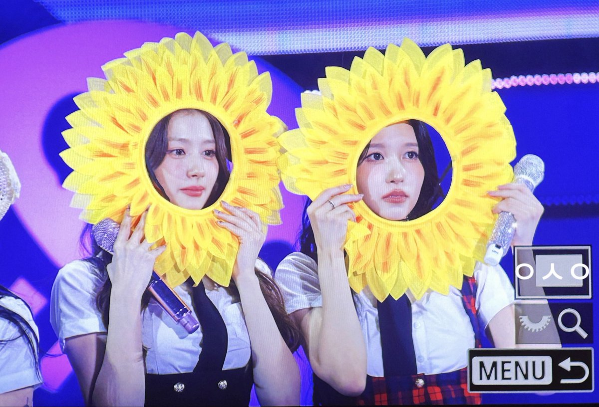 251018

🌻🌻

#트와이스 #TWICE
#사나 #SANA #サナ
#미나 #MINA 
<a href="/JYPETWICE/">TWICE</a>