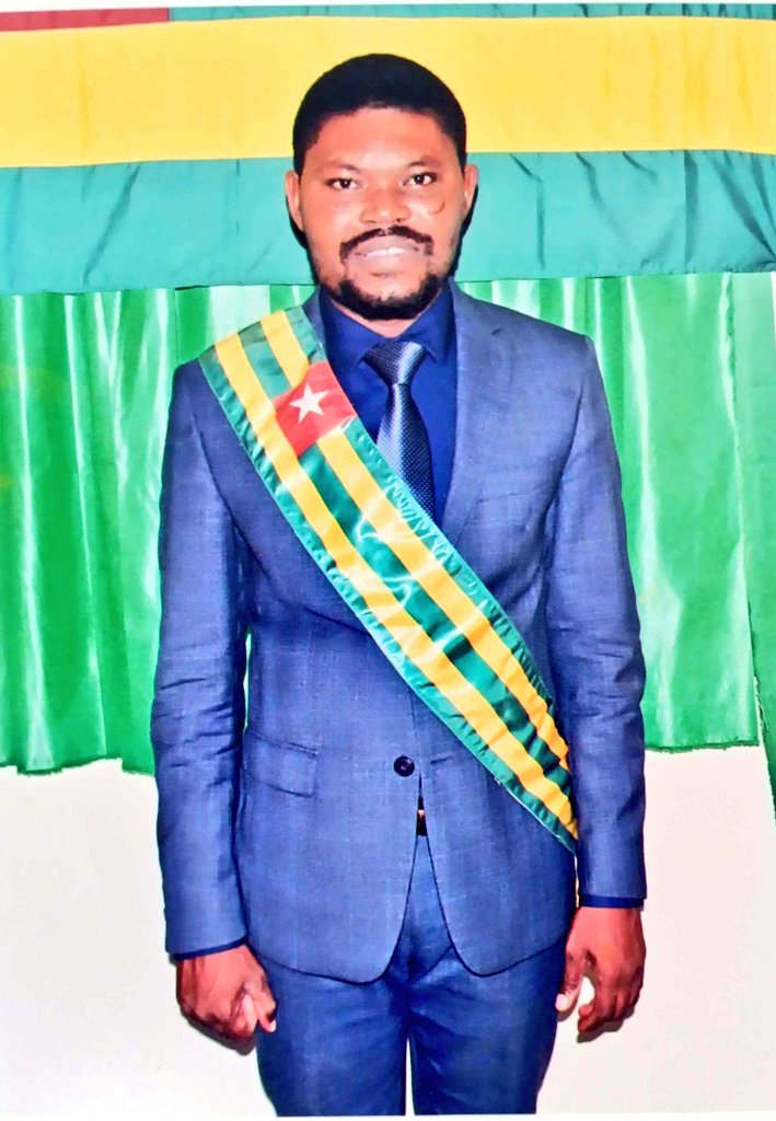 MESSAGE DE DR GNAGNON SUITE À L'ÉLECTION DES MEMBRES DE L'EXÉCUTIF COMMUNAL DE LACS 3 

Chères concitoyennes, chers concitoyens de la Commune Lacs 3,

À l’issue des récentes élections municipales, mon mandat d’adjoint au maire prend fin. Je n'ai pas été réélu en tant que membre