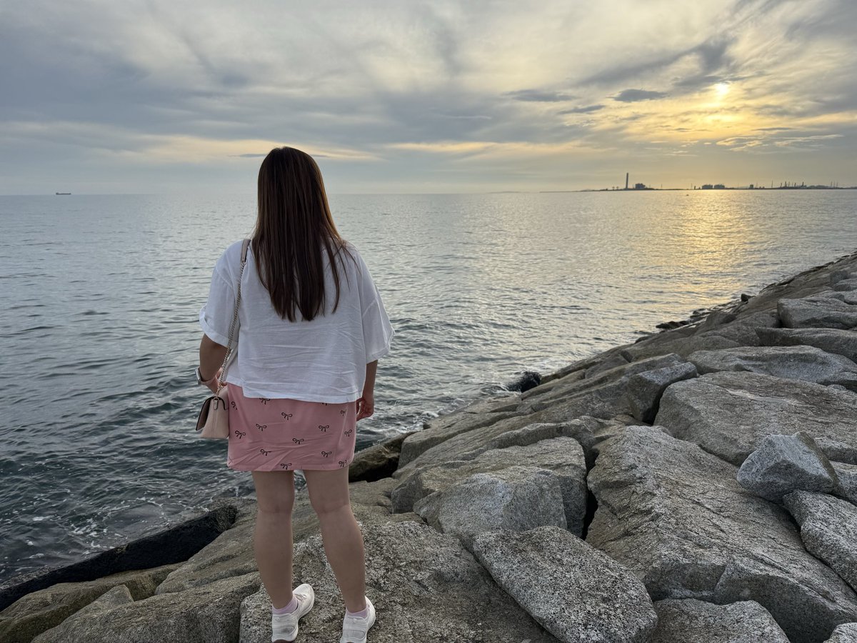 แสงสุดท้ายที่ #หาดแสงจันทร์ ✨