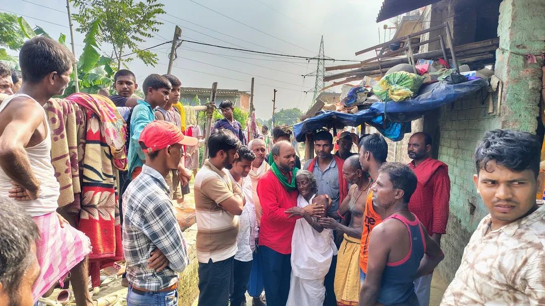 चुनावी सघन जनसंपर्क 🙏 महिषी विधानसभा के शाहपुर पंचायत के विभिन्न टोला मोहल्ला में सघन जनसंपर्क कर आशीर्वाद लिया।