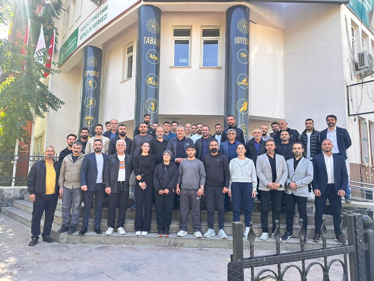 Tunceli’de devam eden Kick Boks Aday Hakem Yetiştirme Kursumuzu ziyaret ettik. Tüm kursiyerlere başarılar dilerim.