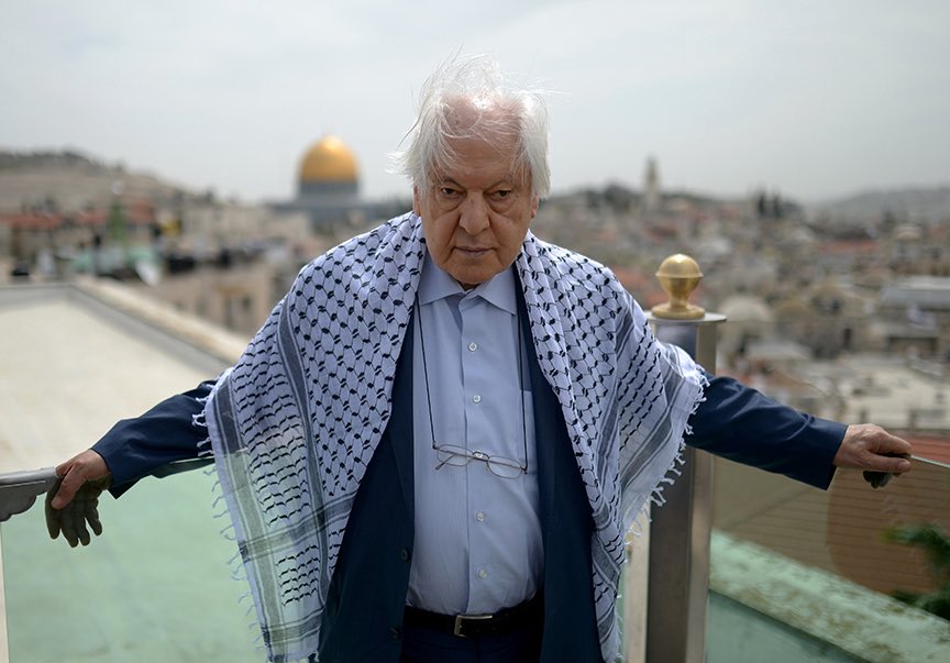 Kudüs şairi, edebiyatımızın ve düşünce dünyamızın büyük ustalarından Nuri Pakdil’i vefatının 6. yıldönümünde rahmetle ve hürmetle anıyoruz.