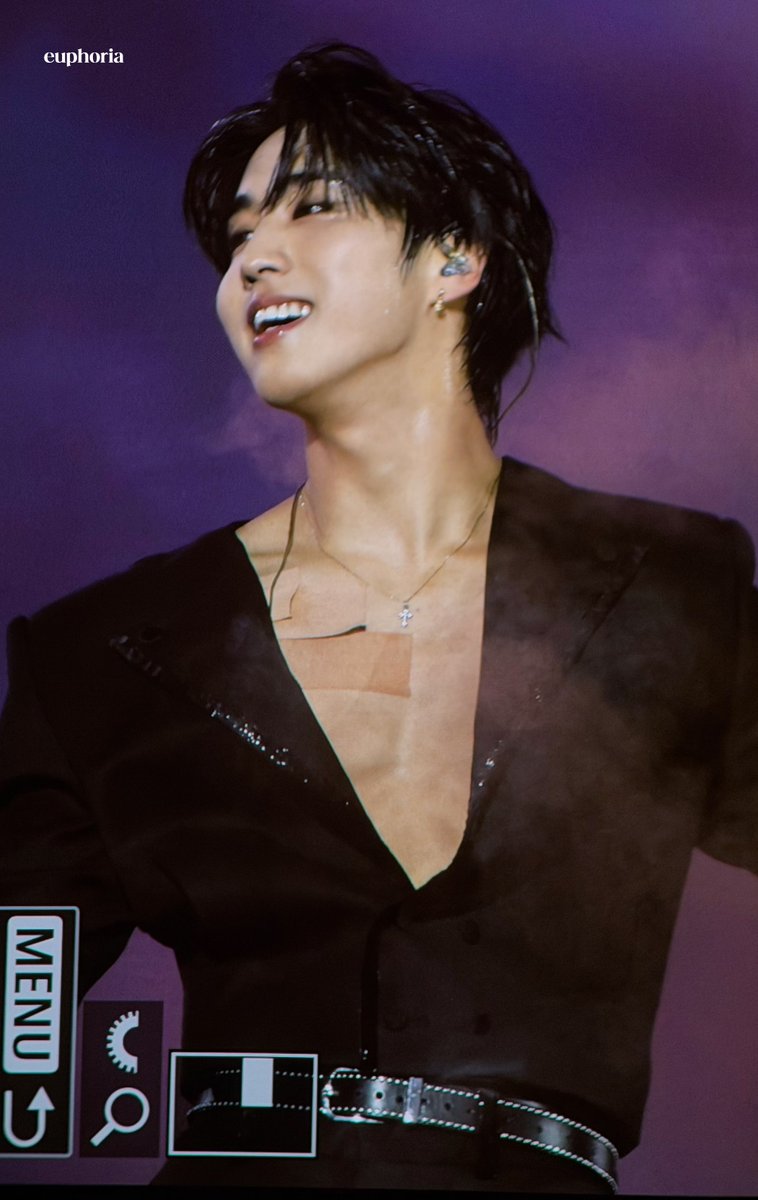 251018 Pre
dominATE : celebrATE Day 1

#StrayKids #SKZ #스키즈 #스트레이키즈   
#Han #Hanjisung #한지성 #한