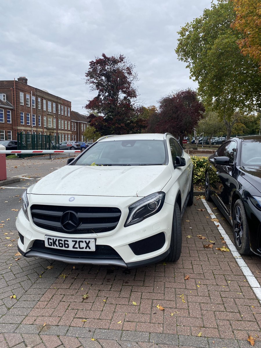 DesPaul's tweet image. Parking Skills… #badparking #davidlloyd