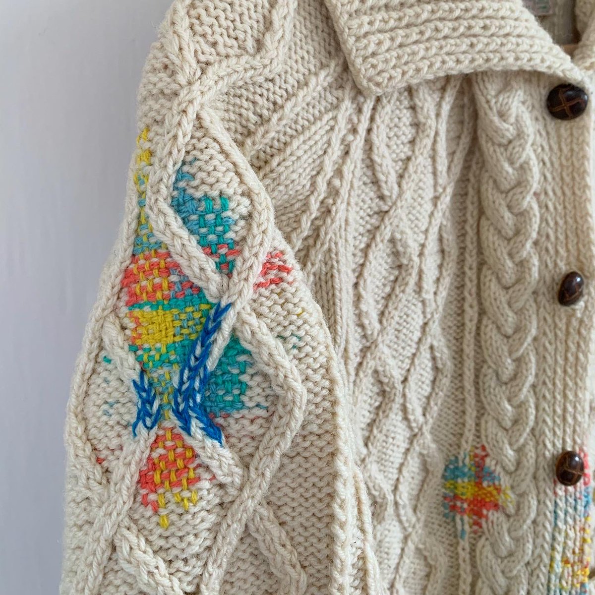 Happy International Repair Day! 

This is one of my favourite repairs. 

I’m spending the day teaching darning, which feels very appropriate!

#InternationalRepairDay #visiblemending #makedoandmend #repair #darning #reducewaste