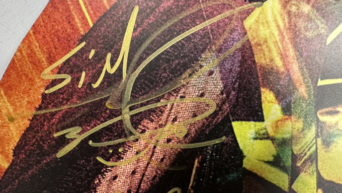 Signature media image