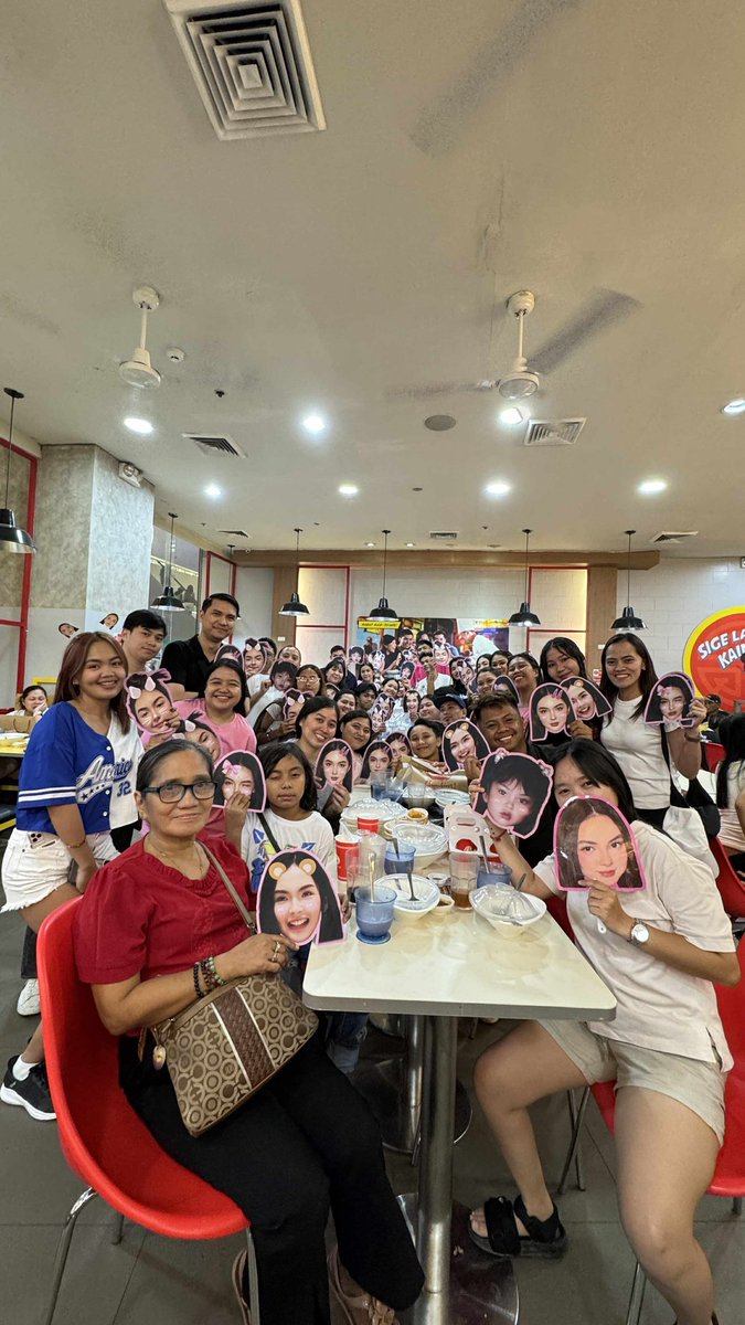 Wow! The team live Kaimates are now complete and all set to cheer for Kai tonight at Fusion Cebu! They also ate at Chowking to show support for Kaisha’s endorsement before heading in.

KAI BRINGS THE FUSION
#FusionCebu2025 | <a href="/kakaimontinola/">Kai Montinola</a>