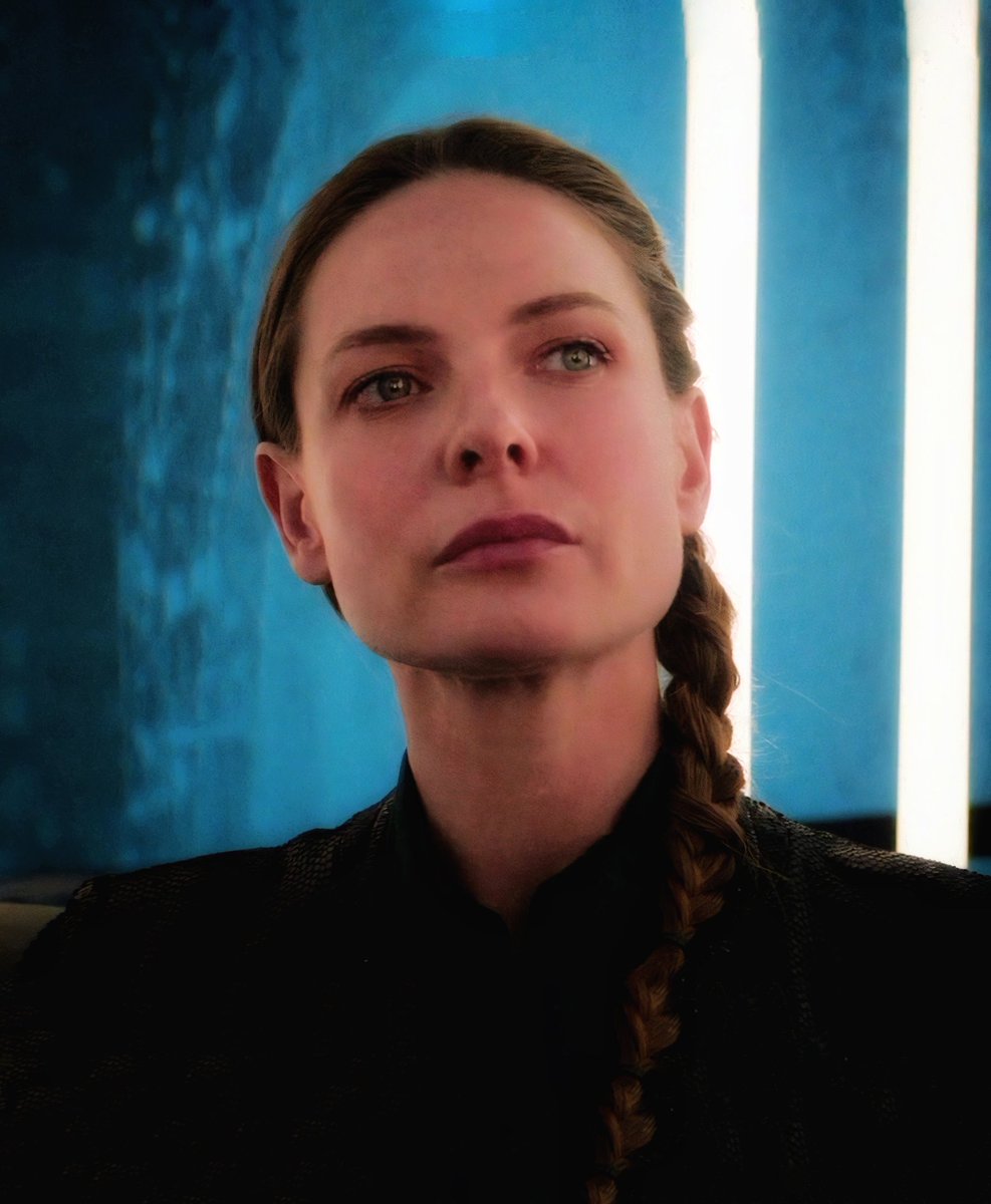 feb_reb424's tweet photo. Rebecca Ferguson #IlsaFaust #MissionImpossible https://t.co/ynnMzWxbRh