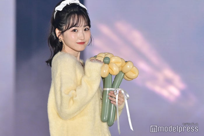 Rakuten GirlsAward 2025 A/W💜🩷】 乃木坂46一ノ瀬美空、投げキッス