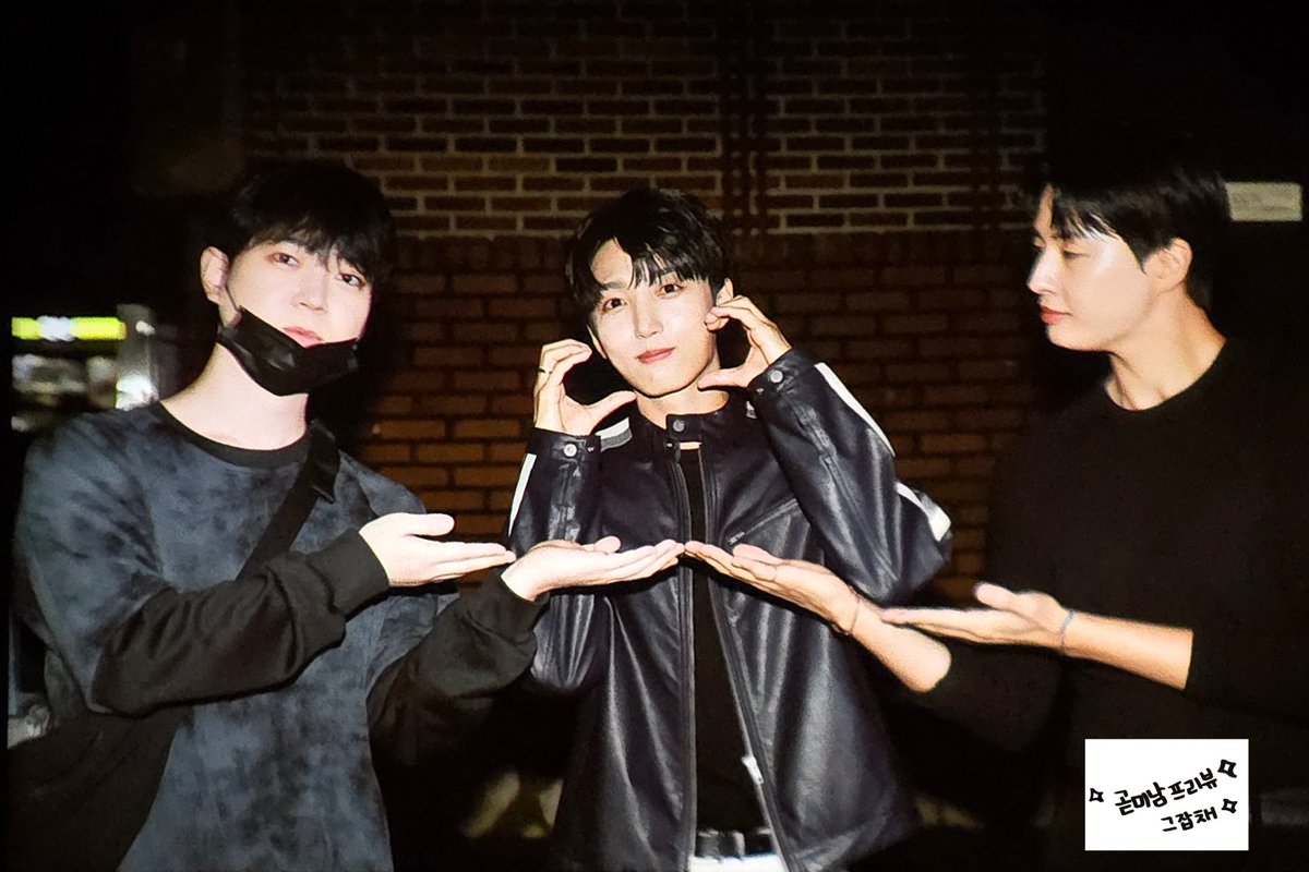 Cotton1106candy's tweet image. 251018 프리뷰

셋이 있으니까 너무 쪼아 ♡

#선율 #SUNYOUL #선예인 
#고결 #고민수 #비토 #이창현
#달콤한_캔디처럼 #핑크솔트율