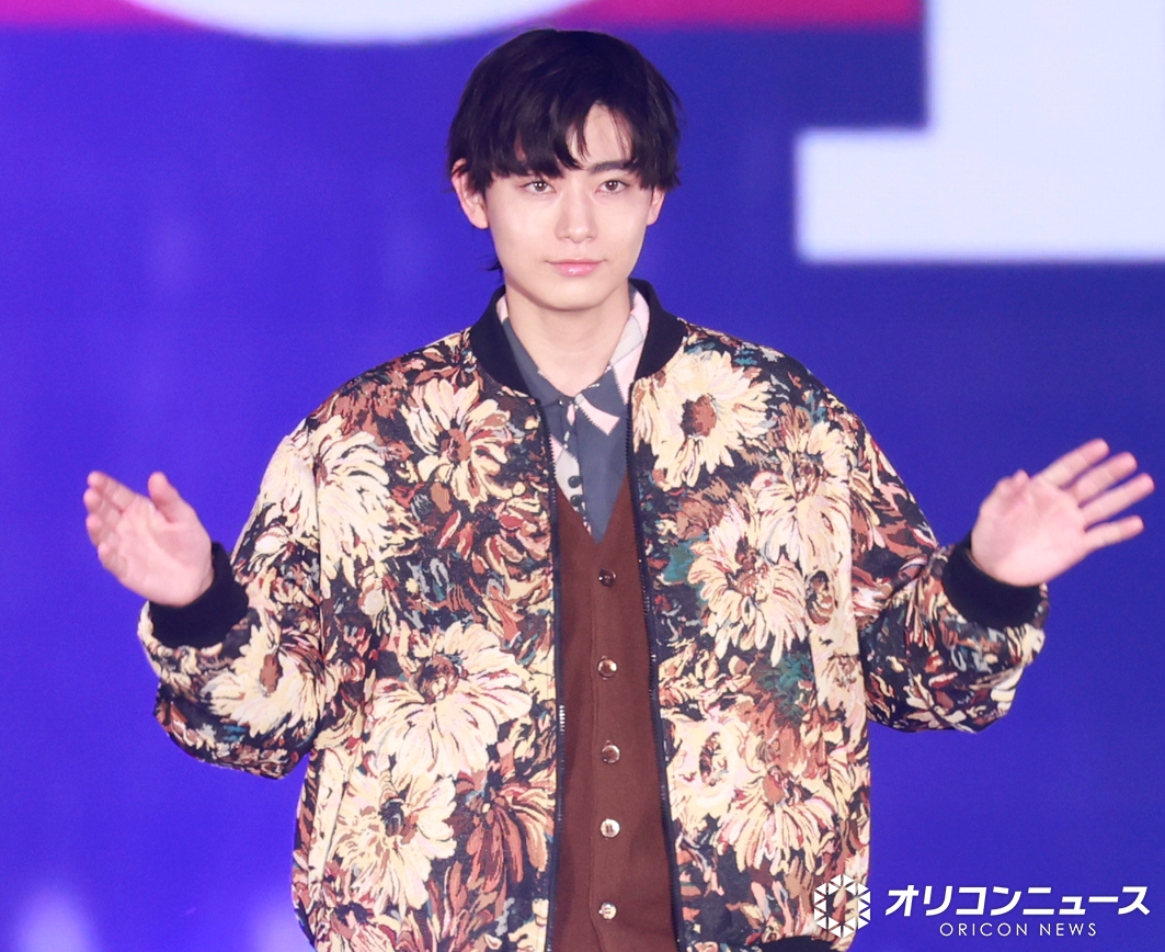 oricon's tweet photo. 【🌼ガルアワ 25 A/W🌼】

豊田裕大、ギャップランウェイで魅了
優しい笑顔に観客熱狂💕
https://t.co/TCIpw3BACI

＼フォトギャラ随時更新中📸🌟／
https://t.co/wgAkwcB3xC

#ガルアワ2025AW https://t.co/CwNN0AbOZj