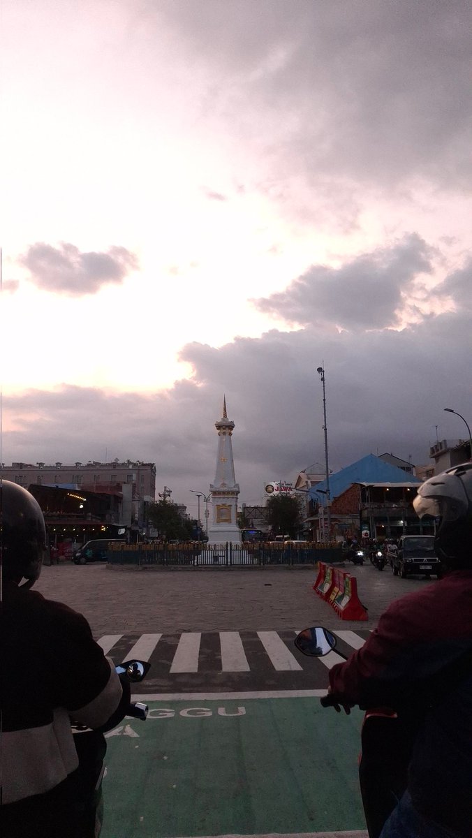 grumpychuro's tweet image. bosen lewat rute ini hdh