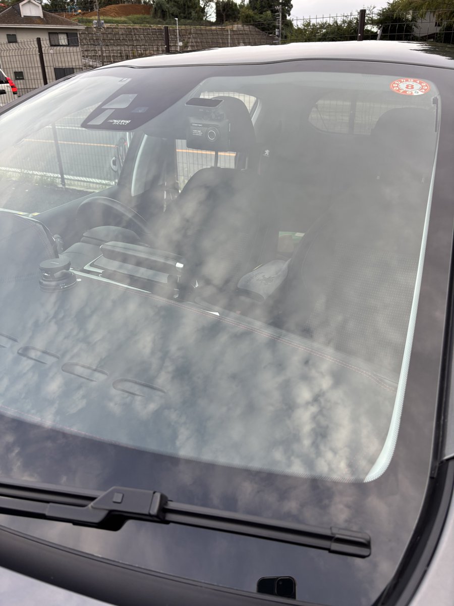 HK208A9_pg's tweet photo. 遮熱コーティング施工しました。
・洗車→油膜取り→洗車→脱脂
・フロント、サイド前後左右、リアすべて外
ムラなく出来たと思う(思いたい😅)
#Therm
#MUSASHI
#OCTA https://t.co/TWShnIxDWb