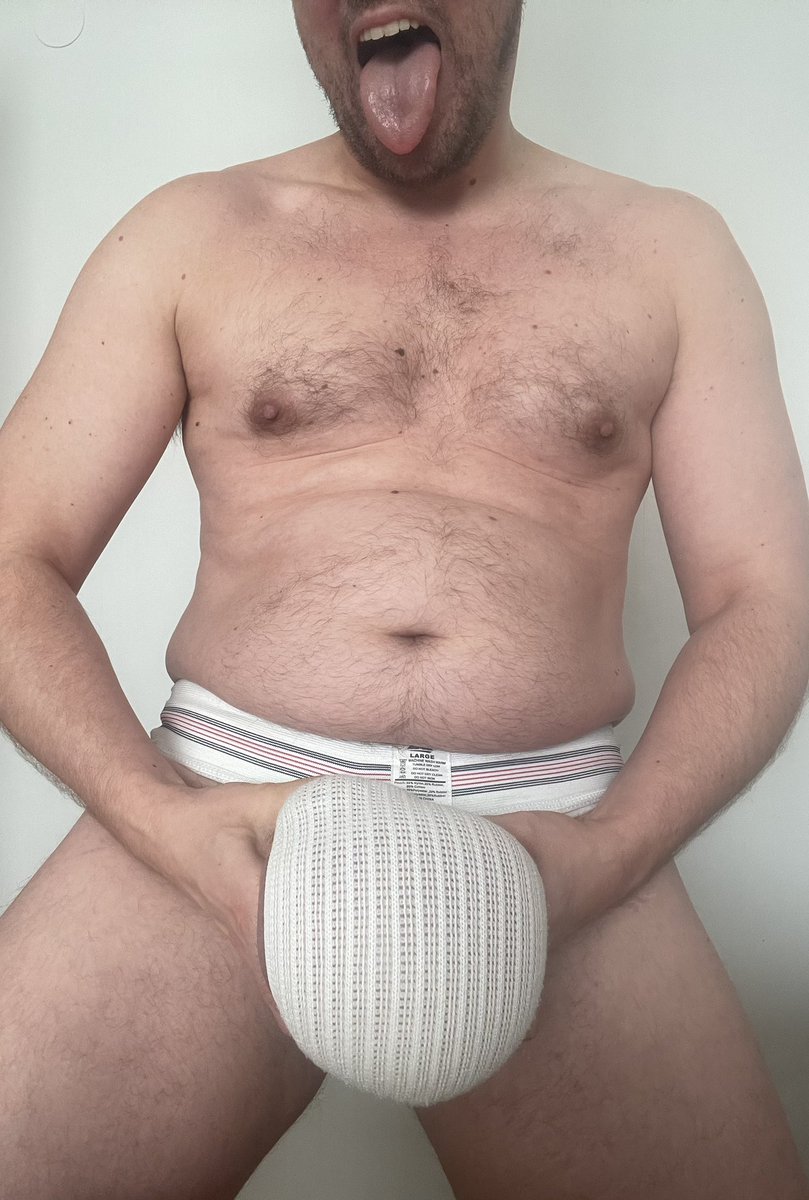 BiggerNutCase's tweet photo. Have a bulgy weekend☺️ https://t.co/PsNcE4PN9W