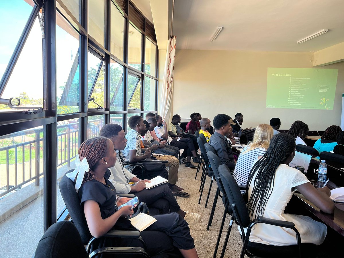 GayoUganda's tweet image. A vibrant panel discussion is underway at @GuluVarsity , as experts and youth leaders share insights on sustainability, #greenljobs, and innovation in the changing climate space.