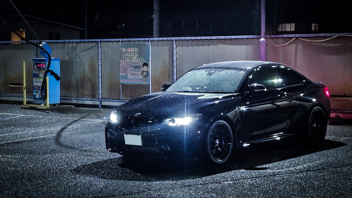 nappp26's tweet photo. 雨洗車 https://t.co/MfQJYoiV89