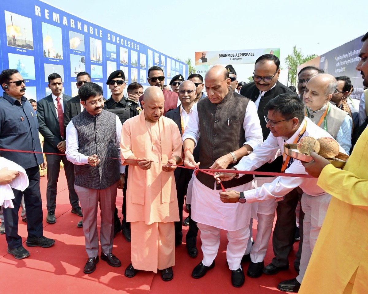 BRAHMOS Missile tweet media