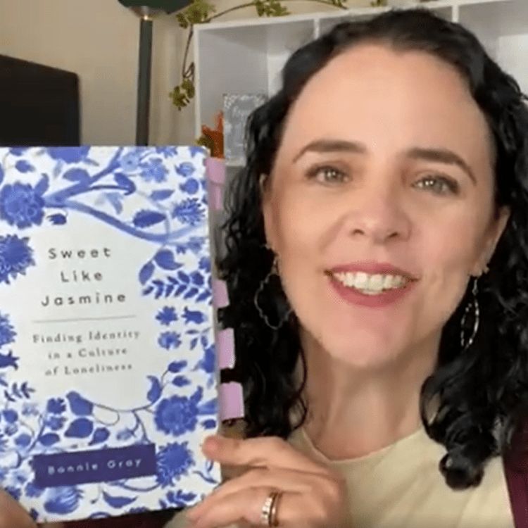 SarahLynneCR's tweet image. Sweet Like Jasmine: A unique memoir, perfect for adult children of divorce. Get a sneak peek in this podcast episode. #sweetlikejasmine #acod #christianpodcast 
Listen here: buff.ly/93NP7p7 #memoir