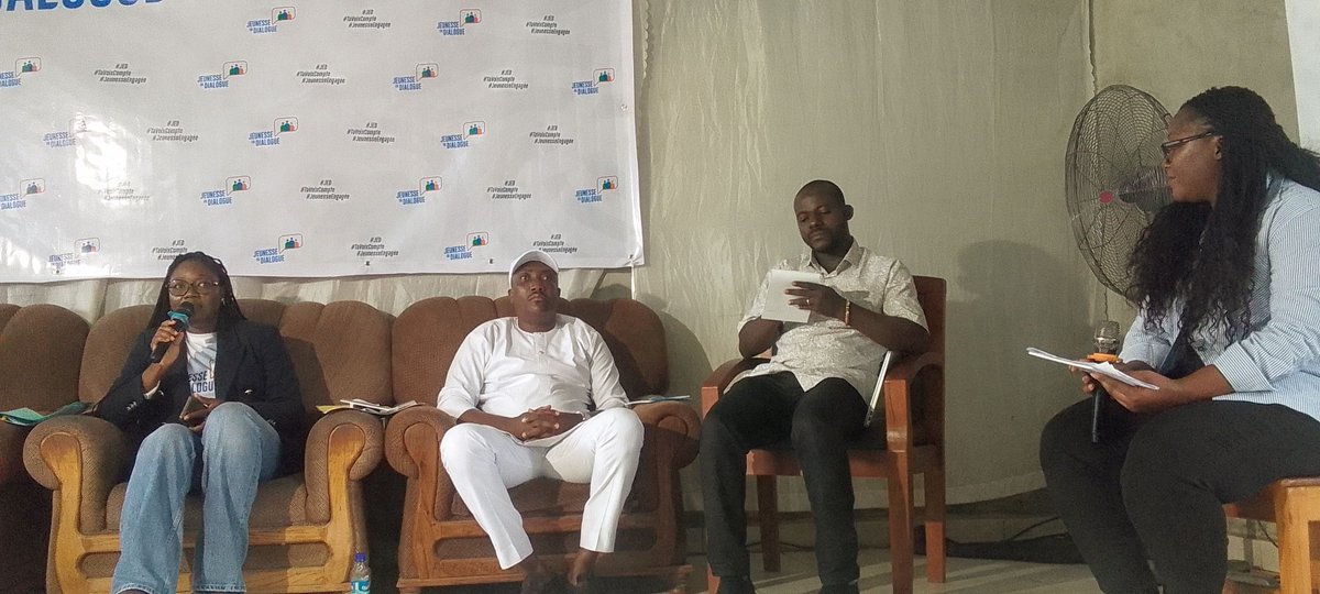 ''Une jeunesse qui n'a pas d'emploi peut-elle dialoguer ?"  questionne le chargé de l'emploi des jeunes à la mairie de Porto-Novo, M. Saizonou. Il a mis en relief tout ce que fait la commune pour sortir les jeunes du chômage.

#JED #TaVoixCompte #JeunesseEngagée