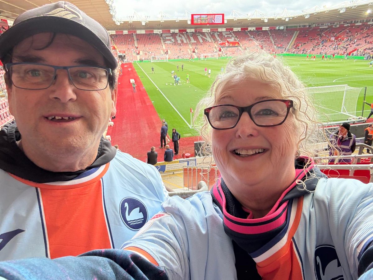DSA members Delyth and Andrew at Southampton x