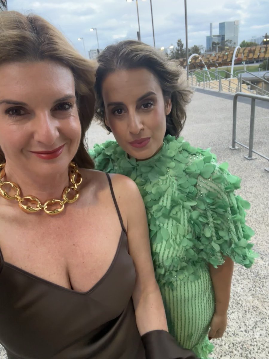 Who dares wins 💪🏼 ⁦<a href="/CaroDiRusso/">Caroline Di Russo</a>⁩