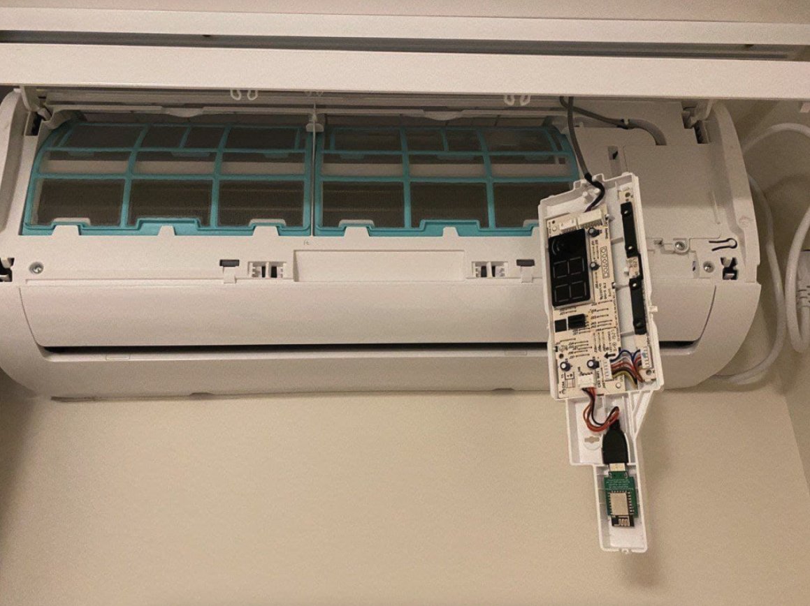 ze_rusty's tweet image. Pop open the front cover of your Air Conditioner.

See that tiny green dongle plugged into the control board?

That&apos;s the WiFi module (usually labeled WIFI/CN3/J45)

The part that makes your AC &quot;SMART&quot;

PULL IT OUT!

Congratulations!

No more RF radiation while you sleep 🫡