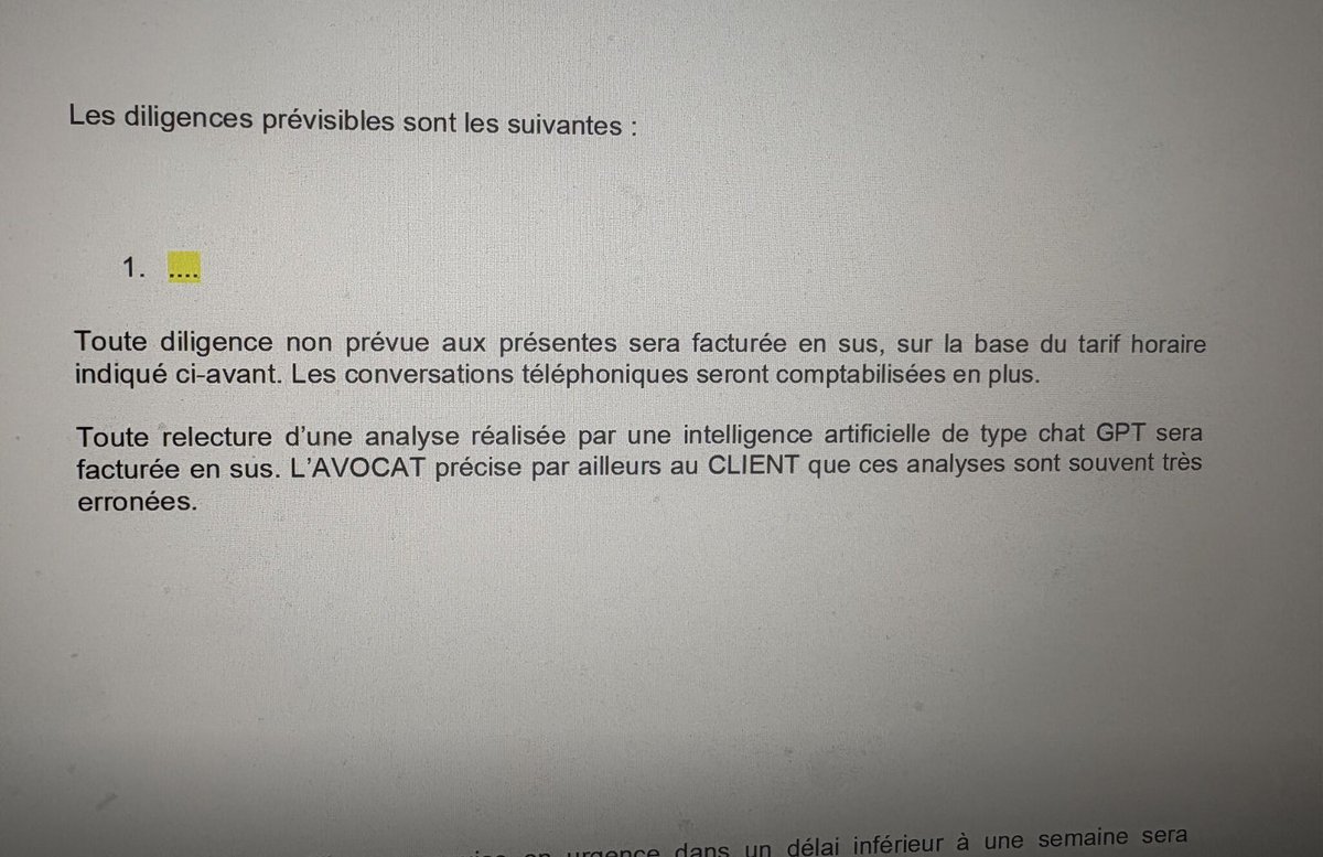 SE I CLIENTI TI FANNO PERDERE TEMPO PER SMONTARE LE FESSERIE CHE HANNO TROVATO SU CHATGPT, ADDEBITAGLI LE ORE IN PIÙ 
Questa è la clausola che una avvocata francese ha inserito negli accordi professionali con i suoi clienti.