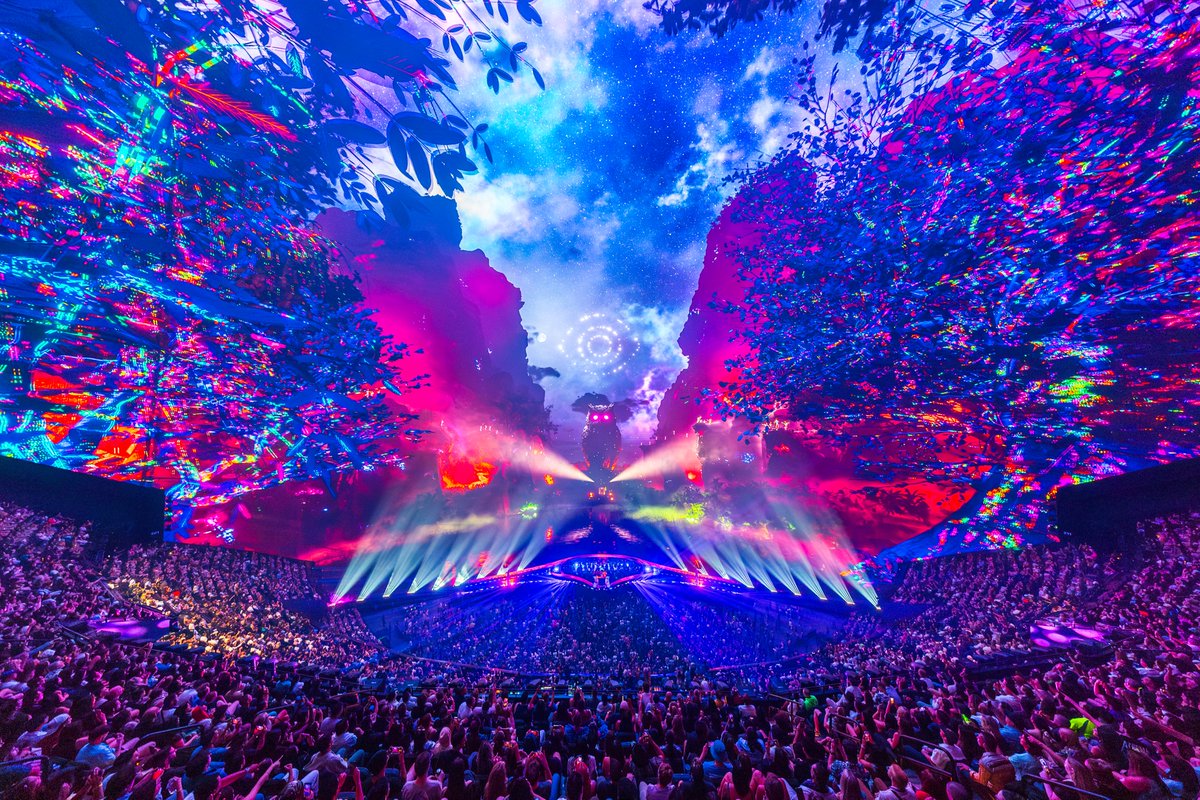 UnityxSphere's tweet image. Night eight of UNITY is in the history books. 📖 Thank you to @saralandrydj for closing us out, and a major thanks to everyone who joined us and made this night as magical as it was! ✨