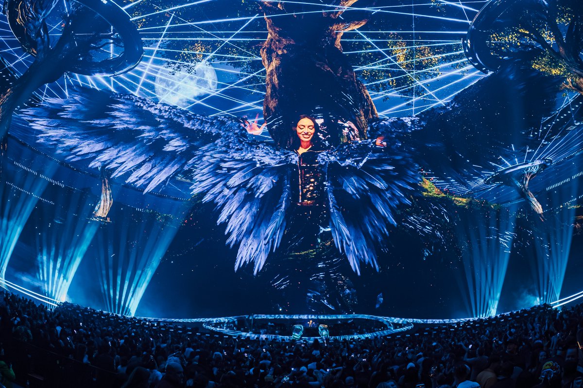 UnityxSphere's tweet image. Night eight of UNITY is in the history books. 📖 Thank you to @saralandrydj for closing us out, and a major thanks to everyone who joined us and made this night as magical as it was! ✨
