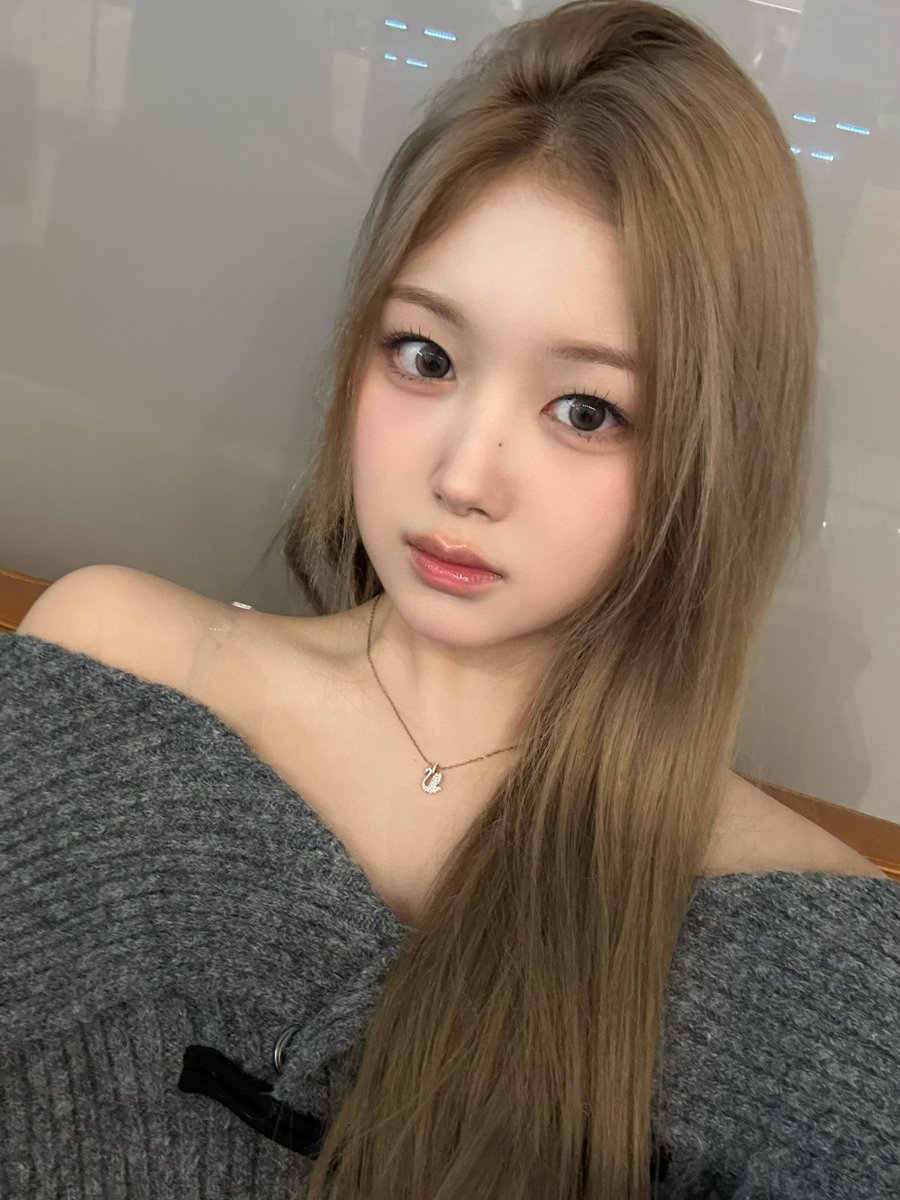 [251018] JooBin fromm update 📷

#JooBin #주빈
#tripleS #트리플에스