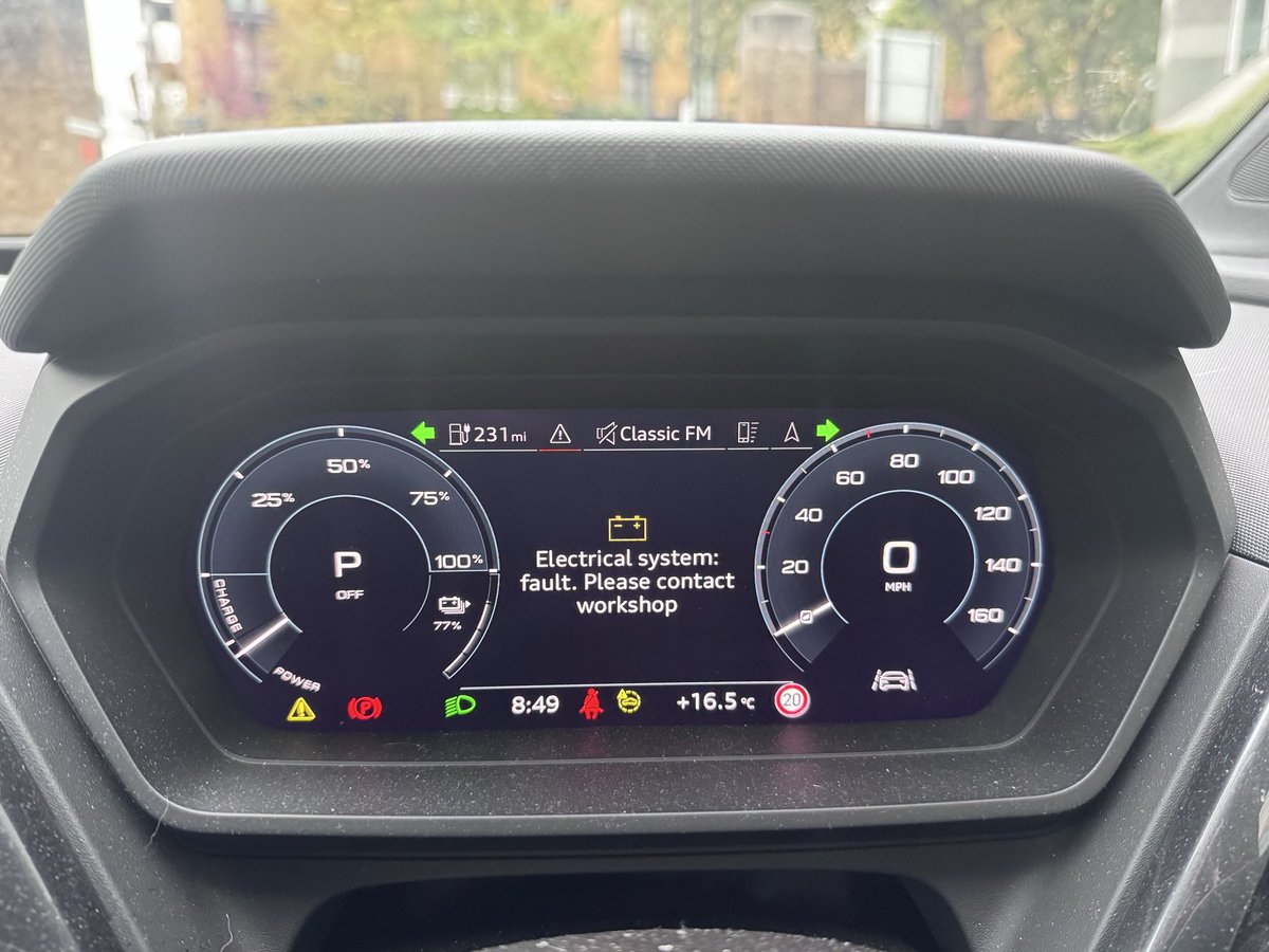 robat29's tweet photo. Finally after 80k miles of EV fun, we have a fault. Donβt we just love the #Milkfloat π€£π€£ https://t.co/exWWToZKtN