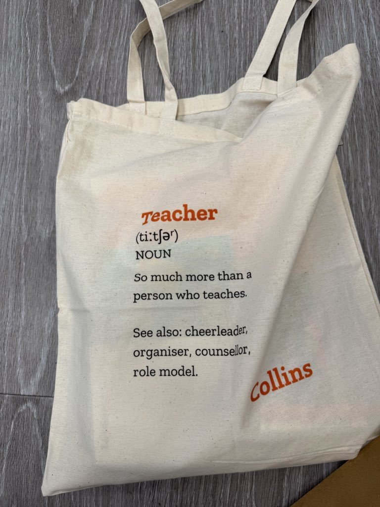 What more could you want on a Saturday morning? <a href="/MrsRLSaunders/">Rachel Saunders</a> <a href="/sarahjagger76/">Sarah Jagger</a> <a href="/OpenUni_RfP/">Reading for Pleasure 🧶</a> #OURfPConf