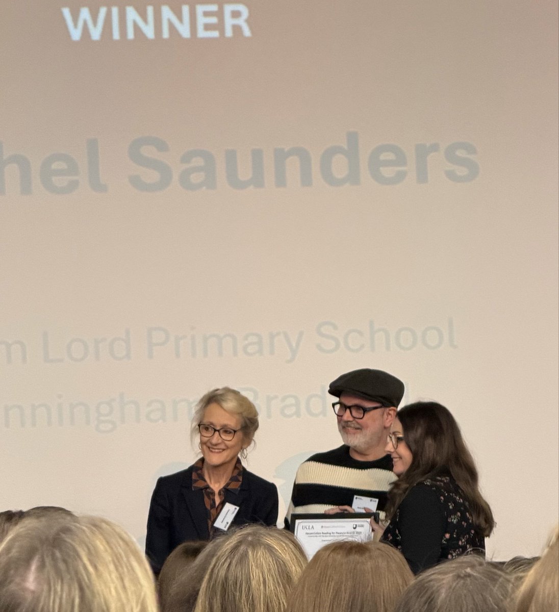 So proud of our co-founder <a href="/MrsRLSaunders/">Rachel Saunders</a>, a richly deserved winner <a href="/OpenUni_RfP/">Reading for Pleasure 🧶</a> #OURfPConf