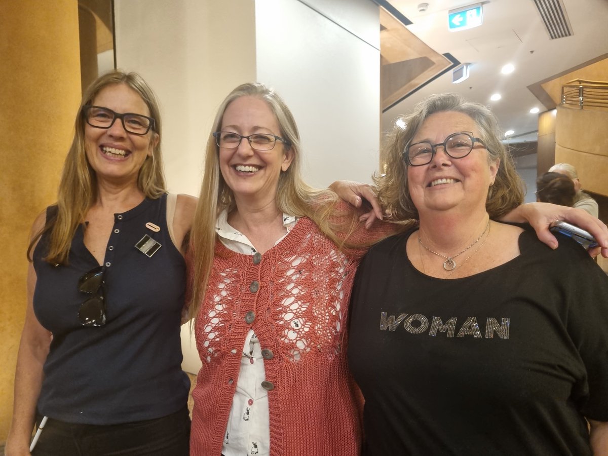 ThatAussieWoman's tweet image. What a fabulous day in Adelaide.
The CASC Gender Healthcare Summit 2025 was terrific. I think it was truly groundbreaking.
I'll link the threads I live posted throughout the day in the replies.
I had a great time meeting up with some fabulous Aussie TERFs. We really are an…