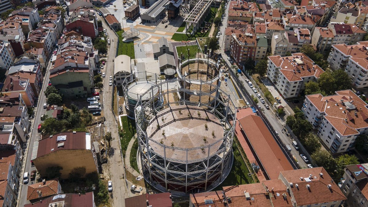 halktvcomtr's tweet photo. Yasa geçerse İBB'nin elinden alınacak taşınmazlar arasında şunlar bulunuyor:

- Müze Gazhane
- Artİstanbul Feshane
- Beşiktaş İskele Kütüphanesi
- Kadıköy İskele Kütüphanesi
- Beyoğlu Sineması
- Yerebatan Sarnıcı
- Casa Botter
- Moda İskelesi https://t.co/YYJCiLepUF