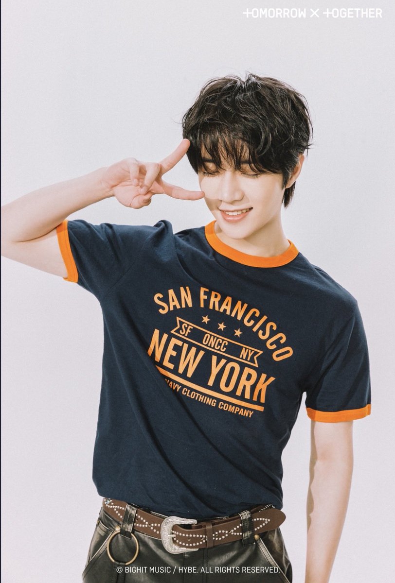 bxmgyx_13's tweet photo. JAPAN OFFICIAL MAGAZINE 2025 PHOTO #범규 #BEOMGYU https://t.co/bfJ3e6jqGP
