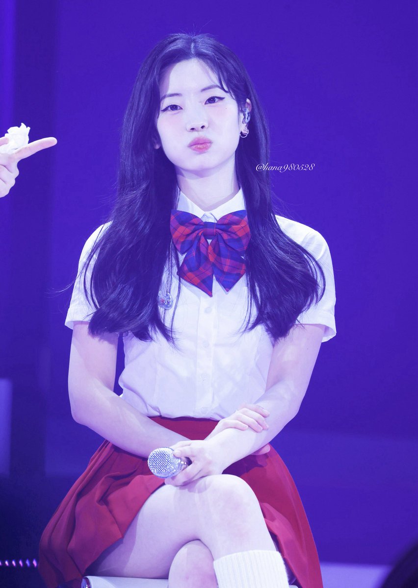 2025.10.18   팬미팅
どんな制服も似合う🤍🤍
#TWICE #DAHYUN #dahyun #ダヒョン #다현