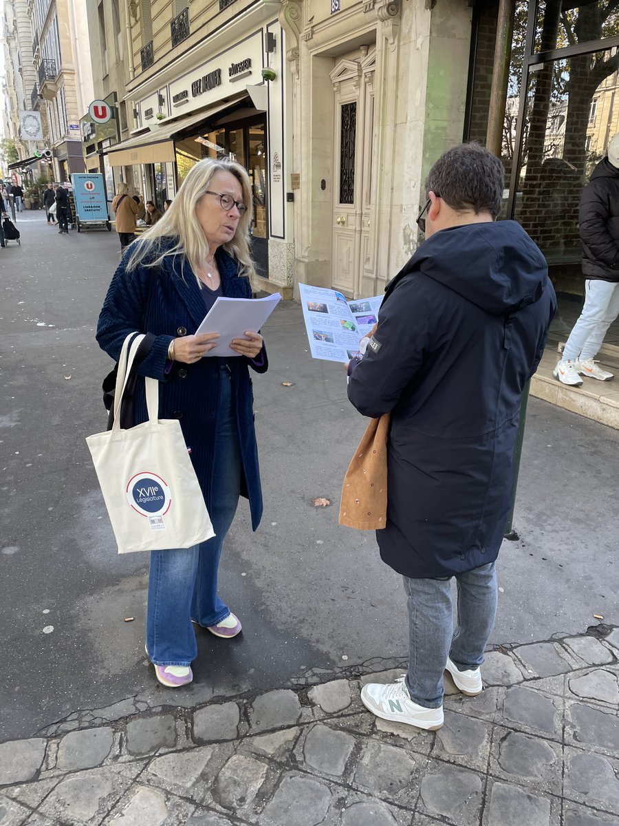 Andrei Soldatenkov (@andsoldatenkov) on Twitter photo Bons échanges avec les Neuilléens ce matin lors du tractage de la lettre d'information de la députée <a href="/ConstanceLeGrip/">Constance Le Grip</a> !
#circo9206 Bons échanges avec les Neuilléens ce matin lors du tractage de la lettre d'information de la députée <a href="/ConstanceLeGrip/">Constance Le Grip</a> !
#circo9206