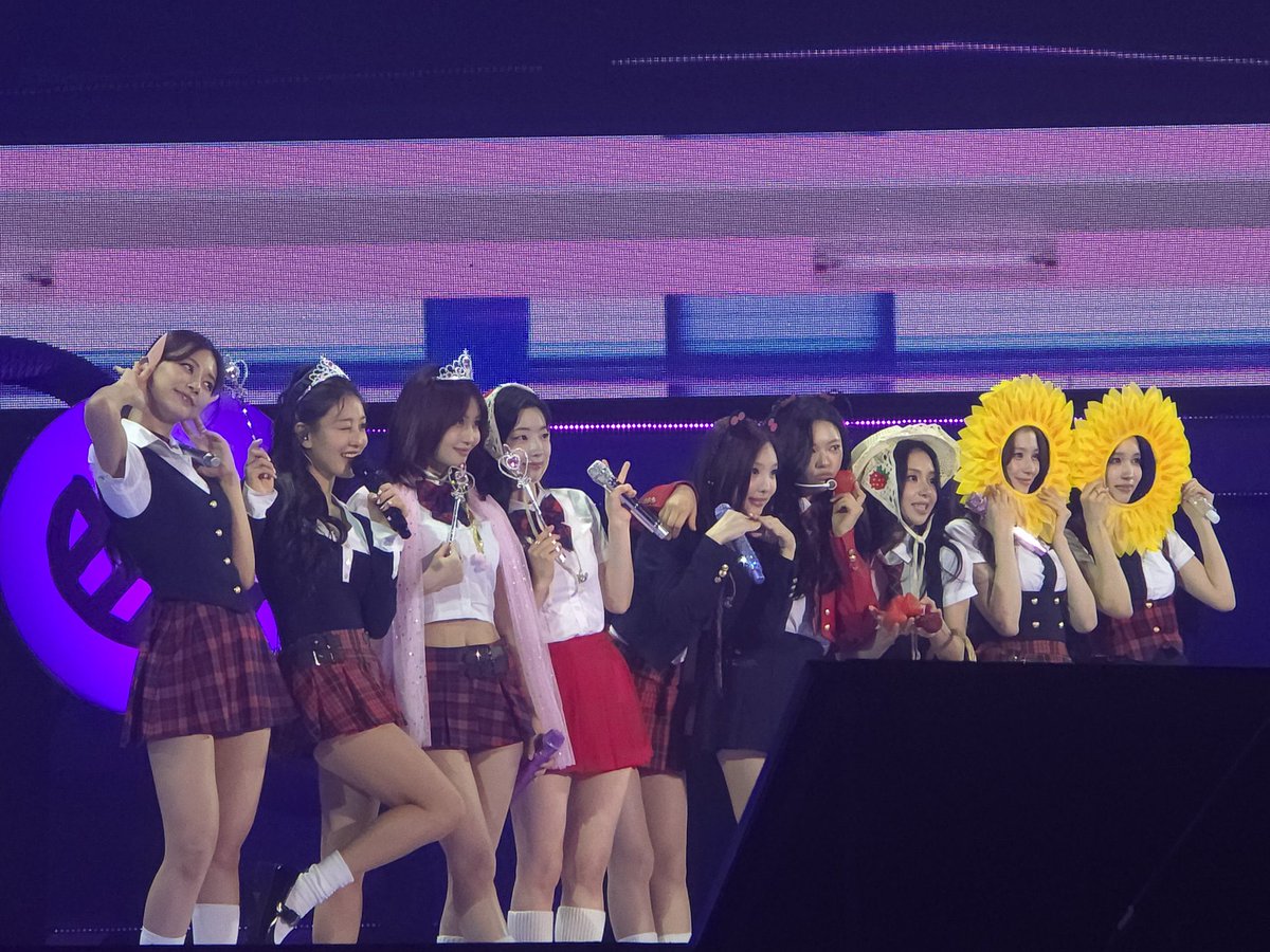TFVUnion's tweet photo. 10 years, 9 girls, 1 unbreakable bond 💗
Thank you TWICE, for a decade of hard work, dedication, and endless love for ONCE and each other. You’ve given us laughter, comfort, and strength through every era.

Once and TWICE, forever 🍭

TWICE 10VE BEYOND UNIVERSE
#TWICE_OurUniverse
#TWICE_10th_Anniversary 
@JYPETWICE