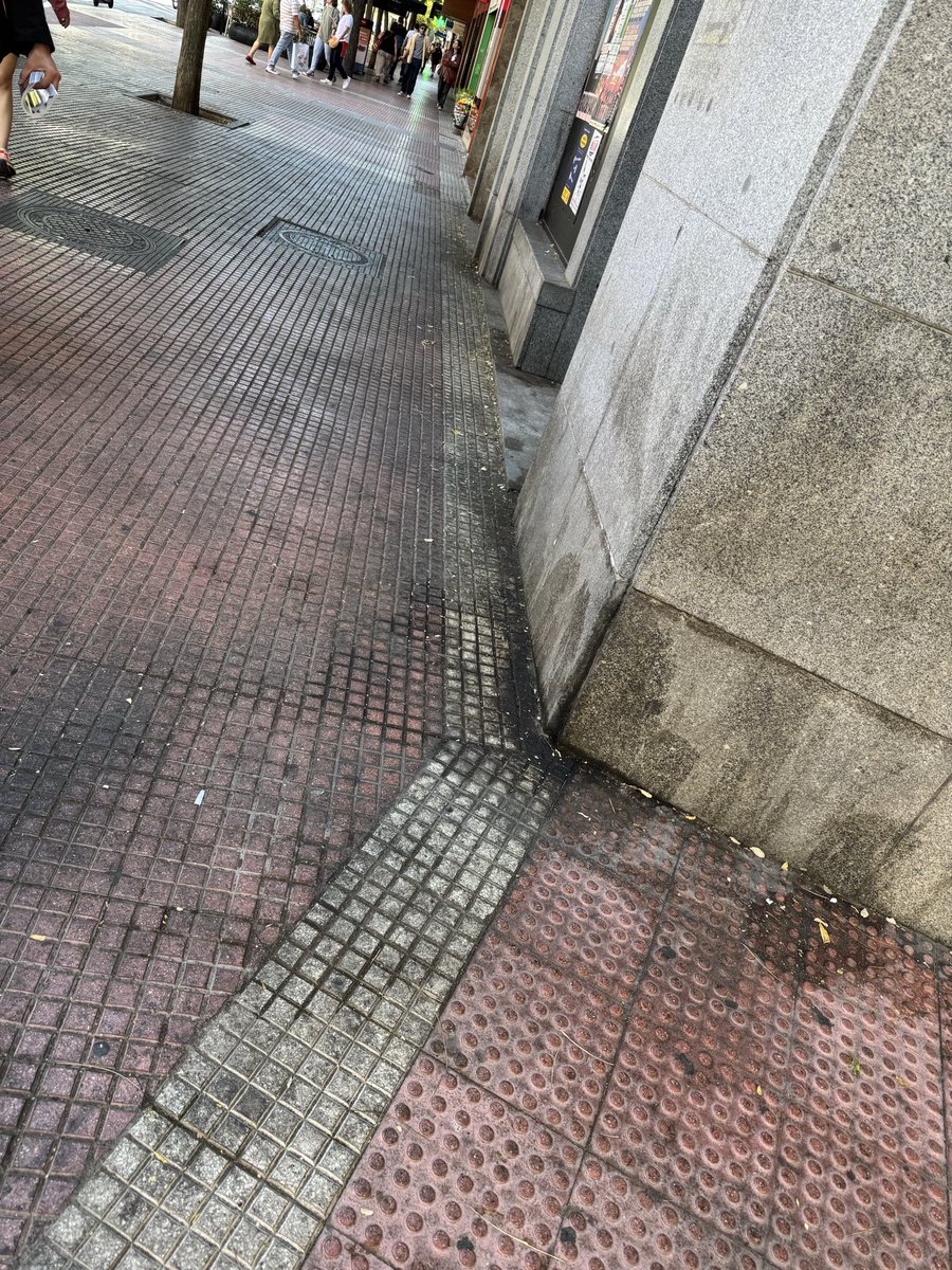 mdieguezp's tweet photo. @Lineamadrid Santa Engracia 97 https://t.co/hNQEio5Mzb