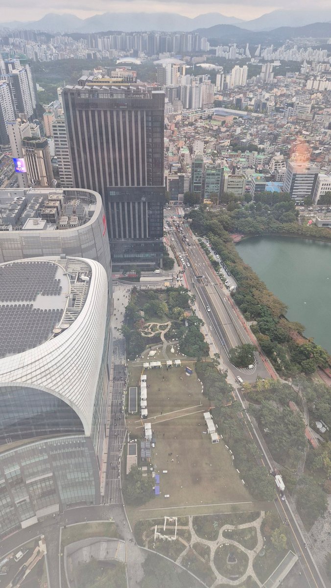 企業の方と直接お話したり、
いろんな国の方と交流できて
充実した時間になりました😊🧡