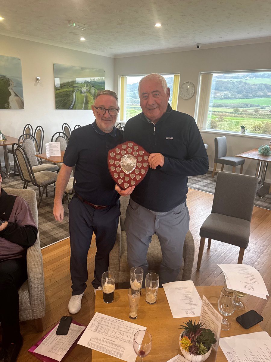 BAGS1977's tweet photo. What a winner! 

Massive congratulations to the 2025 Golfer of the Year, Jay Mcghee, one of the founder members of the society in 1977 and still beating us all at nearly 80.

Well done Jay, well deserved. Here he is receiving the GOTY trophy from Captain Ray https://t.co/sVLr4gx3jt