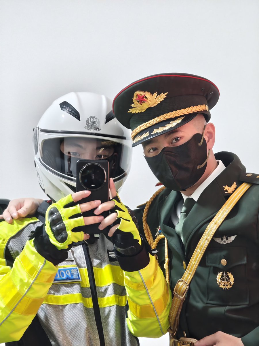 <a href="/Arthurlauuuuu/">Arthur</a> 骑警蜀黍平时为人民服务辛苦了，今天也来为我服务服务😏