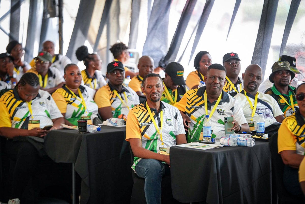 MbalulaFikile's tweet image. We have overcome many hills, from the 1994 breakthrough, state capture, and even COVID-19. Now we must climb again. To renew the movement, reignite the economy, and restore hope.
📍 ANC Mpumalanga Provincial General Council (PGC), Mbombela